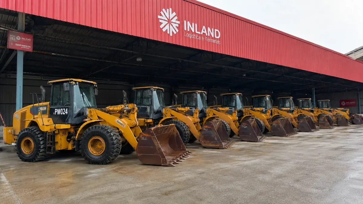 Máquinas pesadas disponíveis para aluguel na Inland